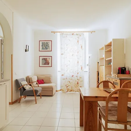 Guesthost - M2 Agostino Romantic 아파트 *